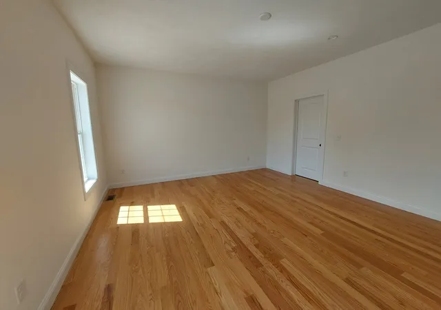 Photo 4 of Single family home for sale at 23a Crownshield #23A, Uxbridge, MA 01569 | MLS# 73561543 | Listing updated on 2026-09-09