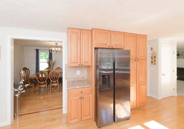 Homes for sale in Uxbridge, MA | 6 Chamberlain Road, Uxbridge, MA 01569 | MLS# 73522528