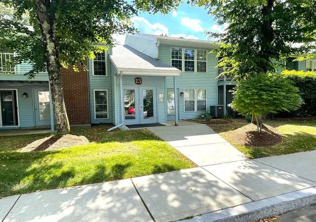 3rd image of 13 Walden Dr #5, Natick, MA 01760 | MLS# 73551305