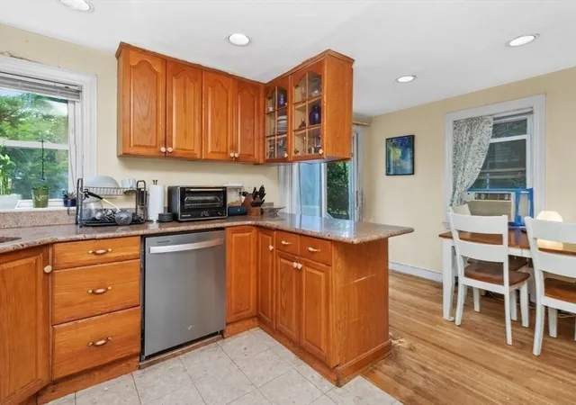 3rd image of 44 Barbara Road, West Newton, MA 02465 | MLS# 73550314