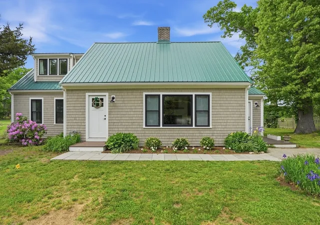 Homes for sale in Scituate, MA | 300 Gannett Rd, Scituate, MA 02066 | MLS# 73529215