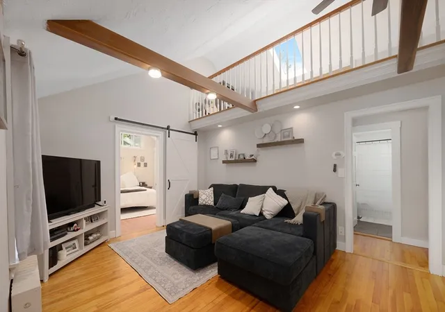 2nd image of 35 Carter Rd, Worcester, MA 01609 | MLS# 73557197
