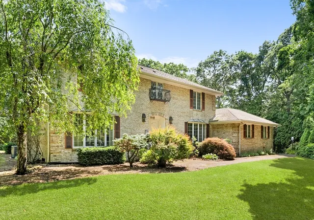 1st image of 191 Fairway Dr, Seekonk, MA 02771 | MLS# 73544421