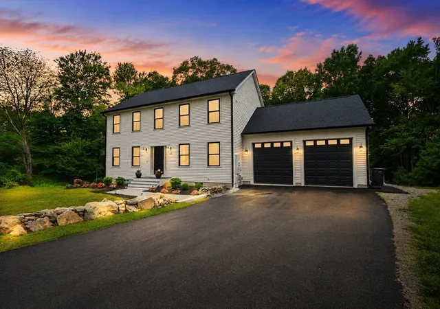 1st image of 33 Downfall Road, Byfield, MA 01922 | MLS# 73553553