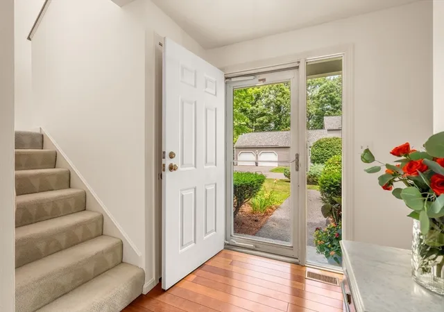 3rd image of 3 Steepletree Lane #3, Wayland, MA 01778 | MLS# 73551536