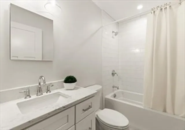 Homes for sale in Hudson, MA | 15 Barracks Road #15, Hudson, MA 01749 | MLS# 73489800