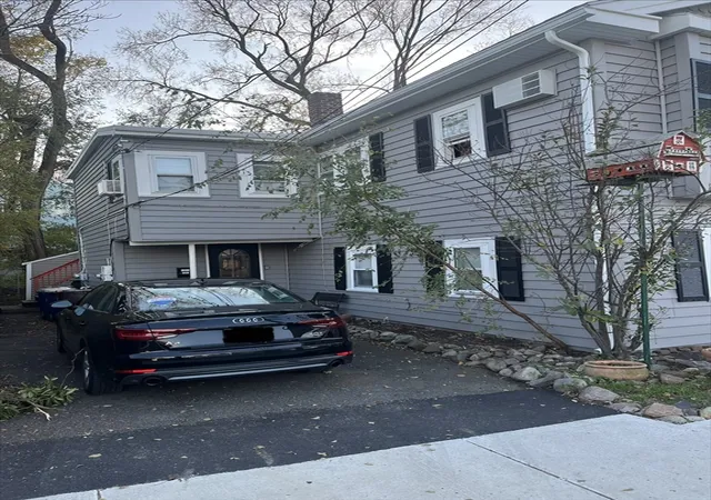 3rd image of 49 George Ave, Revere, MA 02151 | MLS# 73544103