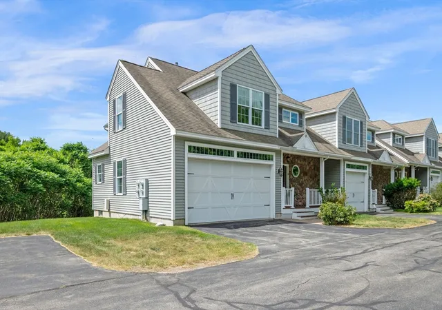 3rd image of 5 Pelton Way #10, Hampton Falls, NH 03844 | MLS# 73542125