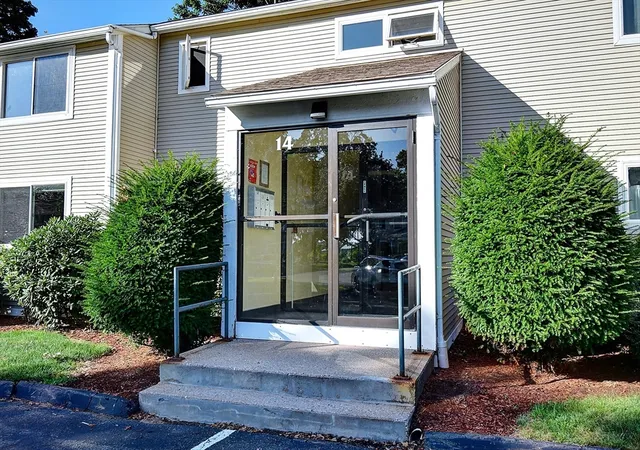 1st image of 14 Arbor Way #B, Holyoke, MA 01040 | MLS# 73554751