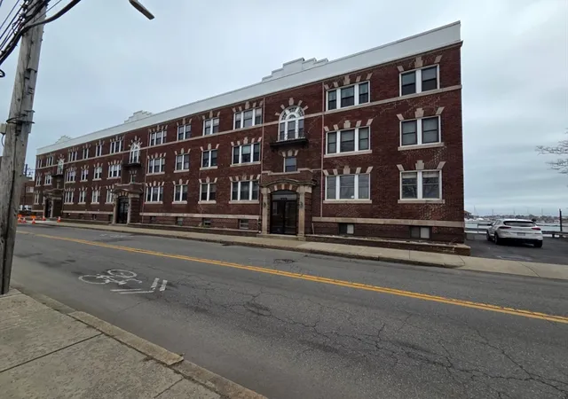 2nd image of 229 Washington Ave #3A, Winthrop, MA 02152 | MLS# 73560224