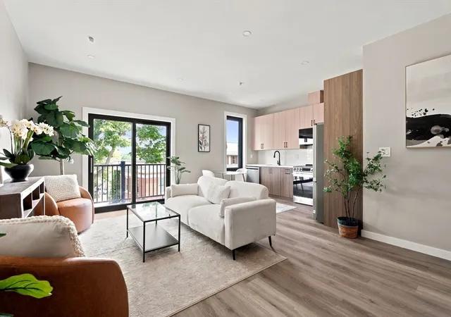 3rd image of 75 Maywood, Boston, MA 02119