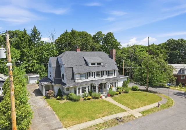 Homes for sale in Holyoke, MA | 45 Yale St, Holyoke, MA 01040 | MLS# 73539410