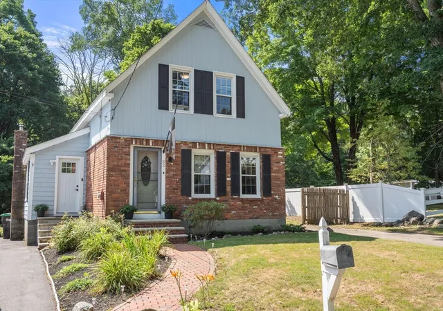 Photo 3 of Single family home for sale at 22 Union Rd, Norton, MA 02766 | MLS# 73554002 | Listing updated on 2026-09-29
