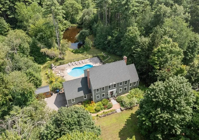 1st image of 11 Francis Ave, Lunenburg, MA 01462 | MLS# 73562662
