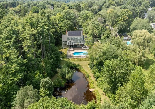 3rd image of 11 Francis Ave, Lunenburg, MA 01462 | MLS# 73562662