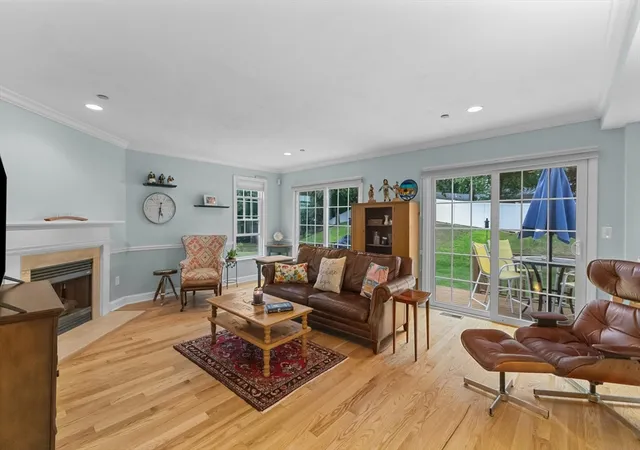 5th image of 67 N Quinsigamond Ave #18, Shrewsbury, MA 01545 | MLS# 73547619