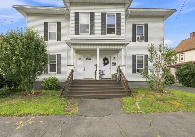 1st image of 34 W School St, Westfield, MA 01085 | MLS# 73558797