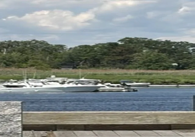 15th image of 10 Zabriskie Dr #E, Newburyport, MA 01950 | MLS# 73551094