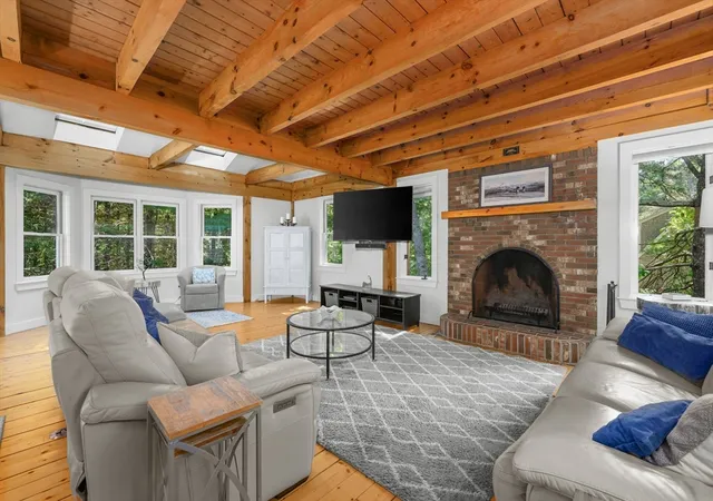 Photo 3 of Sale Pending at 3 Sleepy Hollow Ln, Sandwich, MA 02563 | MLS# 73569625 | Listing updated on 2026-09-16