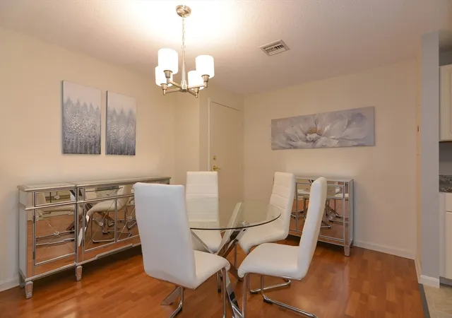 Listing Photo 5 - Condo for sale in building located at 14 Bourbon St, Peabody, MA 01960 - Unit #31