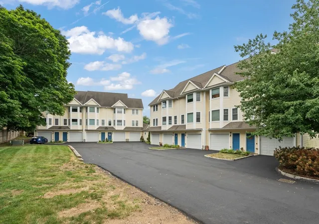 Photo 2 of Sale Pending at 14 1/2 Roundy #2, Beverly, MA 01915 | MLS# 73557279 | Listing updated on 2026-08-26