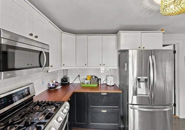 2nd image of 35 Franklin Ave, Somerville, MA 02145 | MLS# 73563730