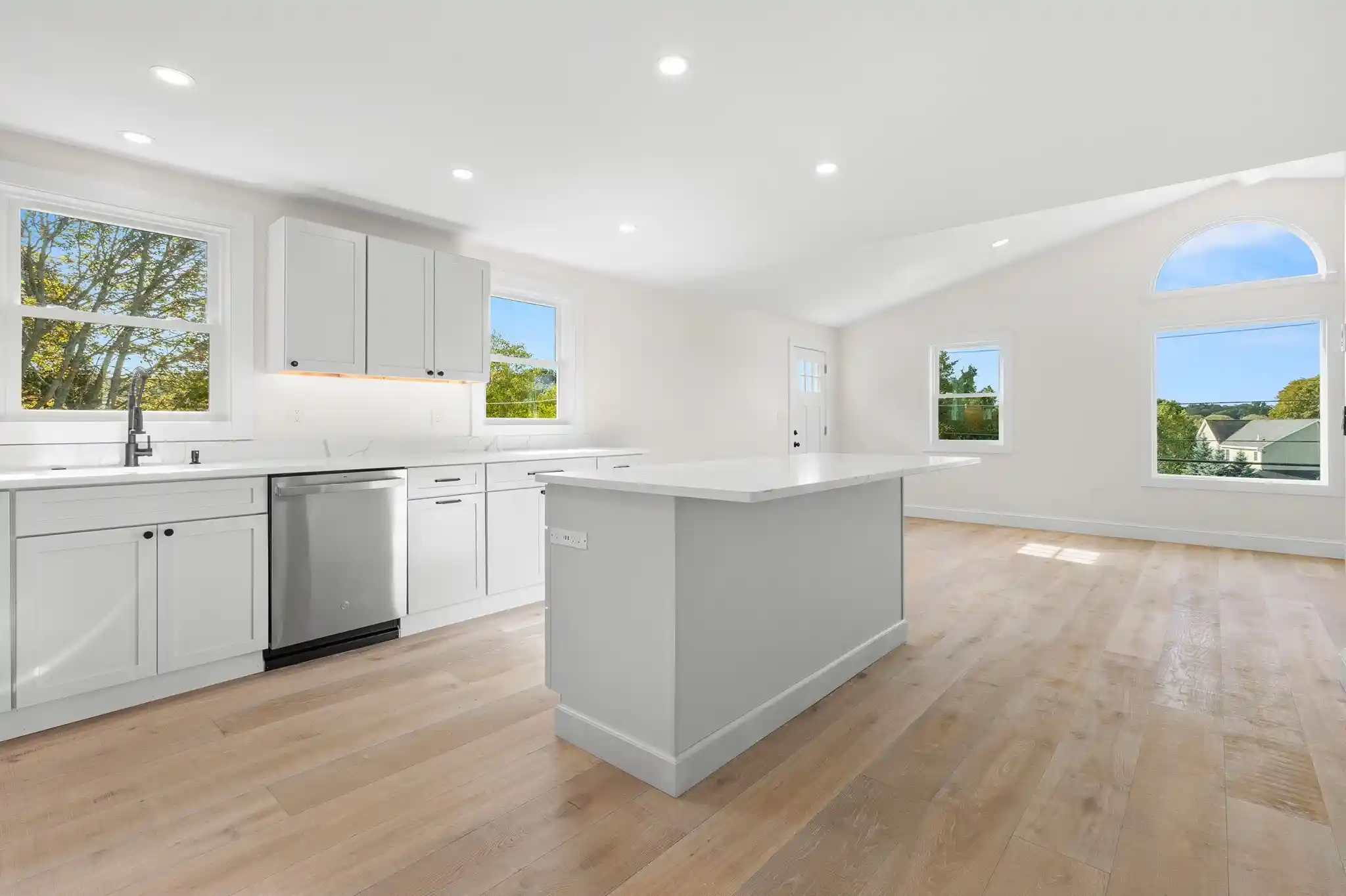 Listing Photo 1 - Condo for sale in 16 Reynard St located at 16 Reynard St, Gloucester, MA 01930 - Unit 16 Reynard St