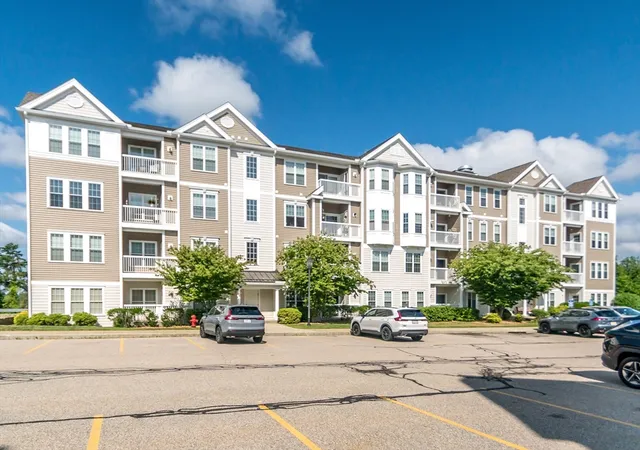 2nd image of 87 Clocktower Dr #203, Waltham, MA 02452 | MLS# 73546494