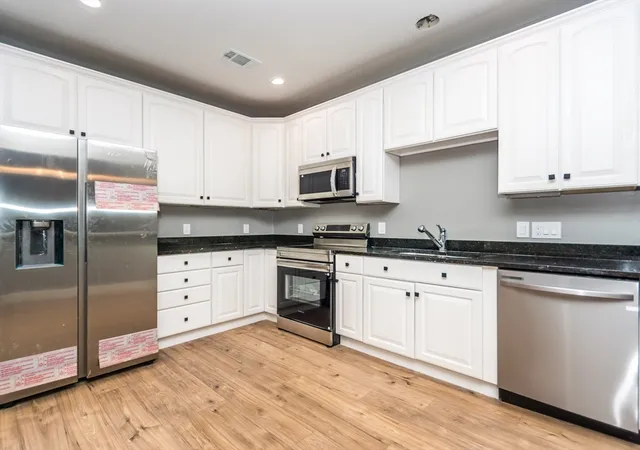 4th image of 87 Clocktower Dr, Waltham, MA 02452
