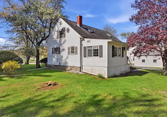 Homes for sale in Millbury, MA | 1503 Grafton Rd, Millbury, MA 01527 | MLS# 73527304