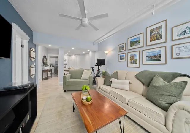 4th image of 12 James St, Brookline, MA 02446
