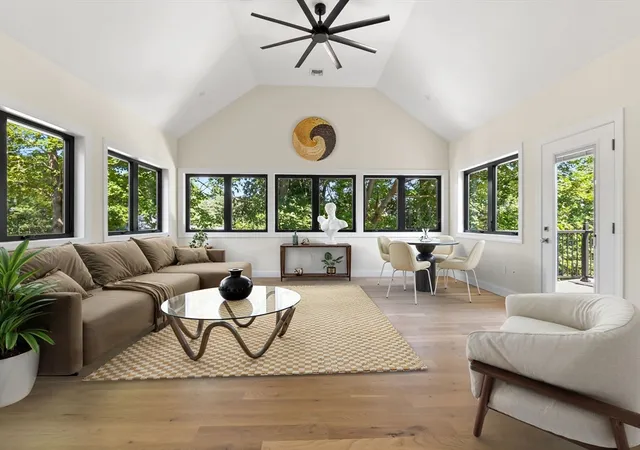 Photo 4 of Single family home for sale at 77 Farm St, Wakefield, MA 01880 | MLS# 73561046 | Listing updated on 2026-09-18