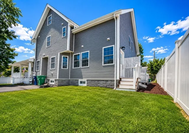 3rd image of 35 Jewett St, Newton, MA 02458