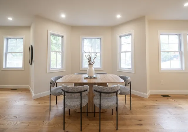 5th image of 35 Jewett St, Newton, MA 02458