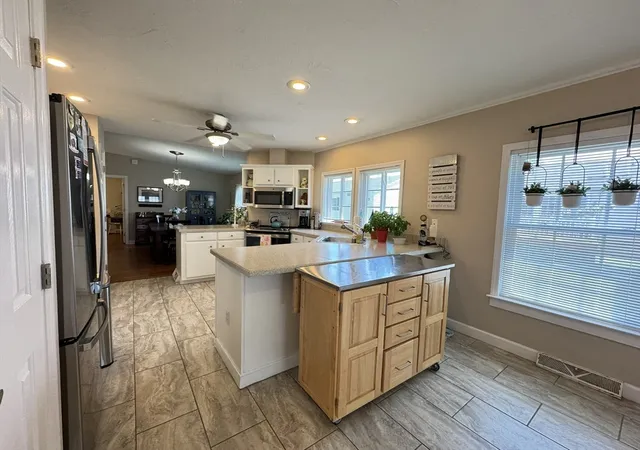 Photo 32 of Single family home for sale at 61 Brookstone Dr, Bridgewater, MA 02324 | MLS# 73570223 | Listing updated on 2026-09-29