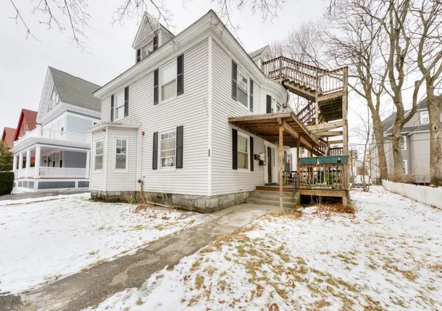 2nd image of 60 Fruit Street, Worcester, MA 01609 | MLS# 73463084