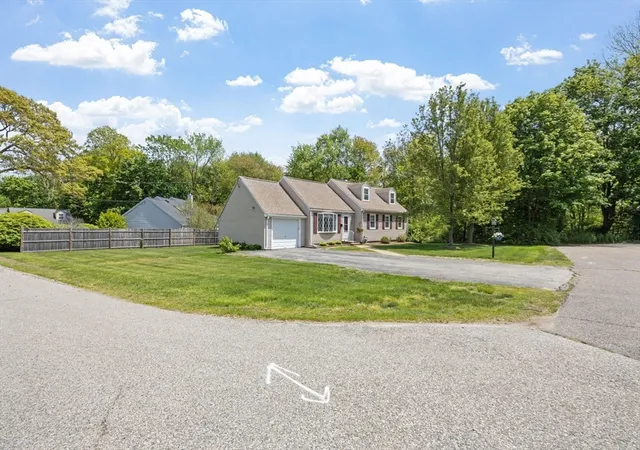 Homes for sale in South Weymouth, MA | 142 Bald Eagle Rd, South Weymouth, MA 02190 | MLS# 73522030