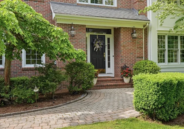 3rd image of 18 Downing Dr, Norton, MA 02766 | MLS# 73525631