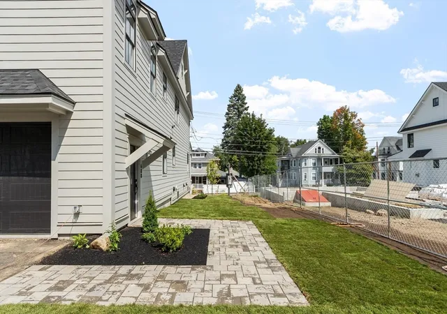 Photo 3 of Single family home for sale at 688 Westford St, Lowell, MA 01851 | MLS# 73569633 | Listing updated on 2026-09-03