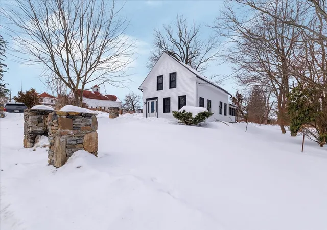Photo 2 of Single family home for sale at 294 Boston Rd, Sutton, MA 01590 | MLS# 73478954 | Listing updated on 2026-09-05