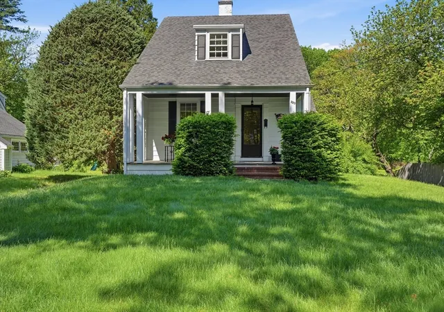 Homes for sale in Hingham, MA | 223 Central Street, Hingham, MA 02043 | MLS# 73528822