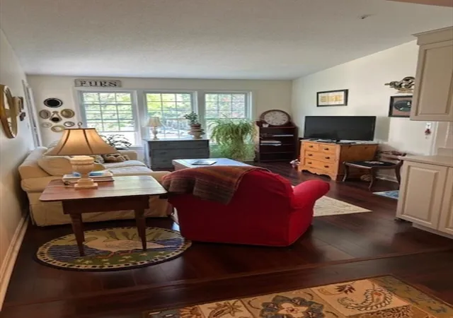 Homes for sale in Natick, MA | 16 Walden Dr #20, Natick, MA 01760 | MLS# 73529935