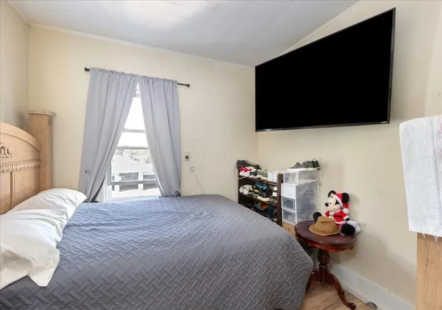 Listing Photo 4 - Condo for sale in building located at 11-13 Ctr St, Methuen, MA 01844