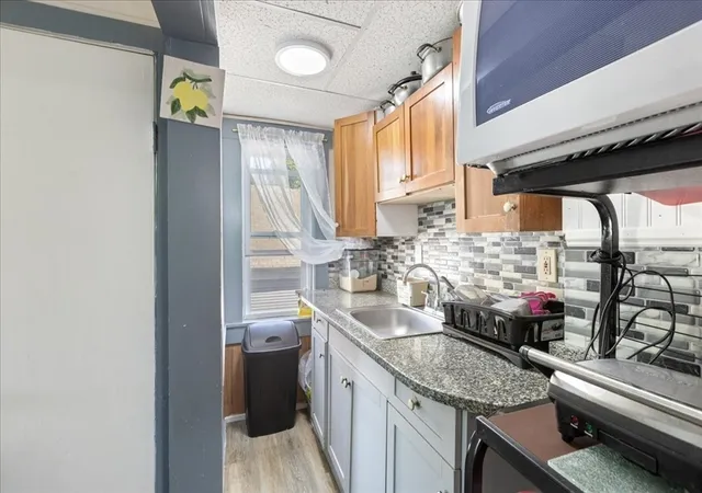 Listing Photo 5 - Condo for sale in building located at 11-13 Ctr St, Methuen, MA 01844