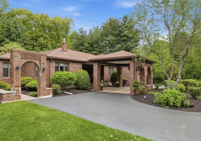 Homes for sale in Lynnfield, MA | 3 Driftwood Lane, Lynnfield, MA 01940 | MLS# 73524695