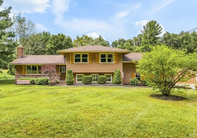 Photo 1 of Sale Pending at 133 West St, Uxbridge, MA 01569 | MLS# 73562669 | Listing updated on 2026-09-19