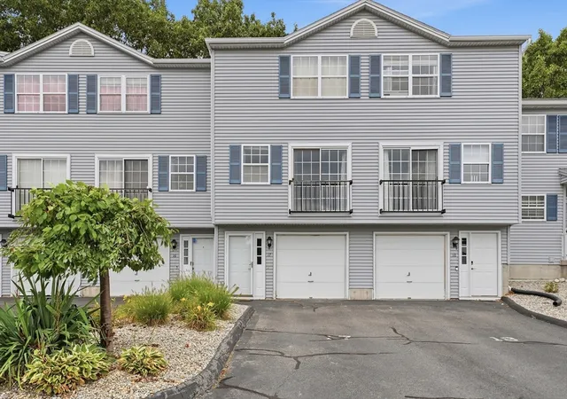 1st image of 17 Waters Edge #17, Ludlow, MA 01056 | MLS# 73567526