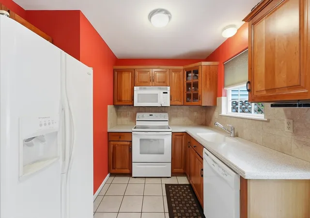 Photo 4 of Condo for sale at 17 Waters Edge #17, Ludlow, MA 01056 | MLS# 73567526 | Listing updated on 2026-08-30