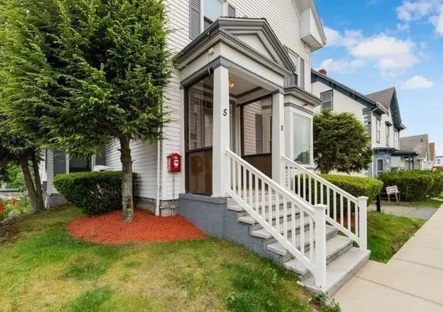 Photo 3 of Sale Pending at 50 Albion St, Wakefield, MA 01880 | MLS# 73524465 | Listing updated on 2026-08-21
