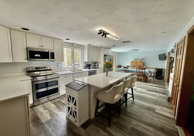 2nd image of 19 Copeland St, Marshfield, MA 02050 | MLS# 73519455
